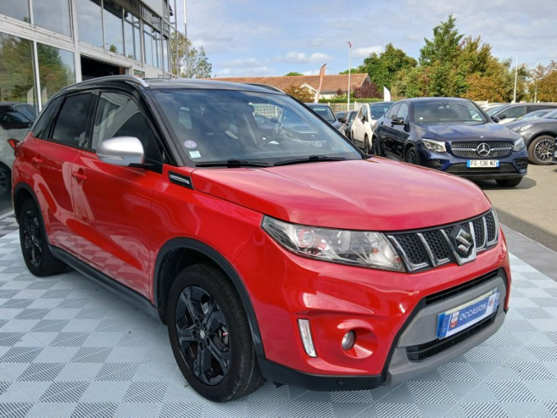 Photo 2 de l'offre de SUZUKI VITARA 1.4 BoosterJet 140 BVA6 S ALLGRIP 4WD GPS Camera Key Less Attel. à 17450€ chez Mérignac auto