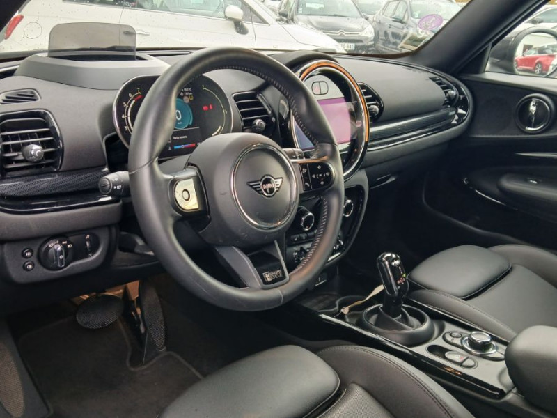 Photo 17 de l'offre de MINI CLUBMAN III 1.5 136 BVA COOPER KnightsBridge TOE GPS LED CarPlay Camera JA18 HUD SC à 26950€ chez Mérignac auto