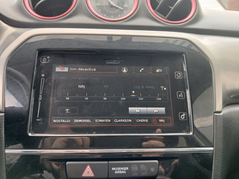 Photo 22 de l'offre de SUZUKI VITARA 1.4 BoosterJet 140 BVA6 S ALLGRIP 4WD GPS Camera Key Less Attel. à 17450€ chez Mérignac auto
