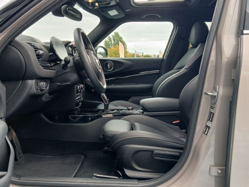 Photo 9 de l'offre de MINI CLUBMAN III 1.5 136 BVA COOPER KnightsBridge TOE GPS LED CarPlay Camera JA18 HUD SC à 26950€ chez Mérignac auto
