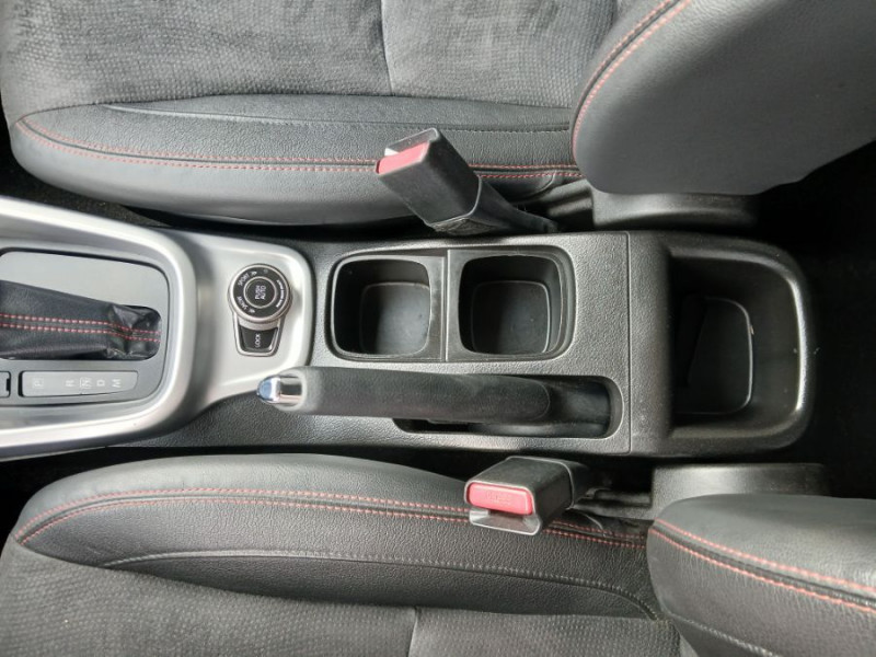 Photo 30 de l'offre de SUZUKI VITARA 1.4 BoosterJet 140 BVA6 S ALLGRIP 4WD GPS Camera Key Less Attel. à 17450€ chez Mérignac auto