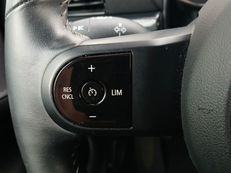 Photo 24 de l'offre de MINI CLUBMAN III 1.5 136 BVA COOPER KnightsBridge TOE GPS LED CarPlay Camera JA18 HUD SC à 26950€ chez Mérignac auto
