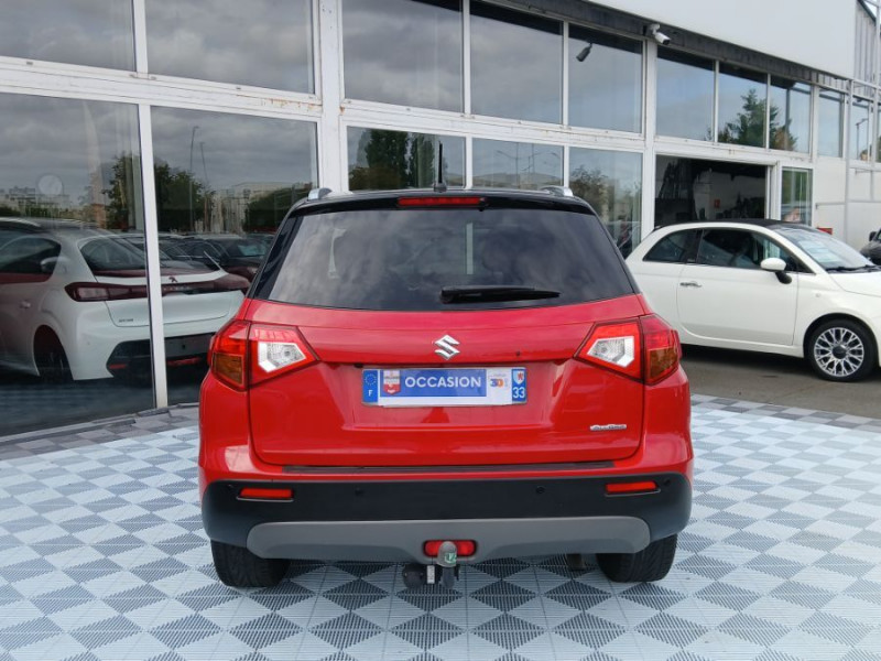 Photo 10 de l'offre de SUZUKI VITARA 1.4 BoosterJet 140 BVA6 S ALLGRIP 4WD GPS Camera Key Less Attel. à 17450€ chez Mérignac auto