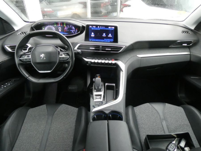 Photo 9 de l'offre de PEUGEOT 3008 II 1.5 BlueHDI 130 EAT8 ALLURE PACK SC ACC Hayon EL. à 22450€ chez Mérignac auto