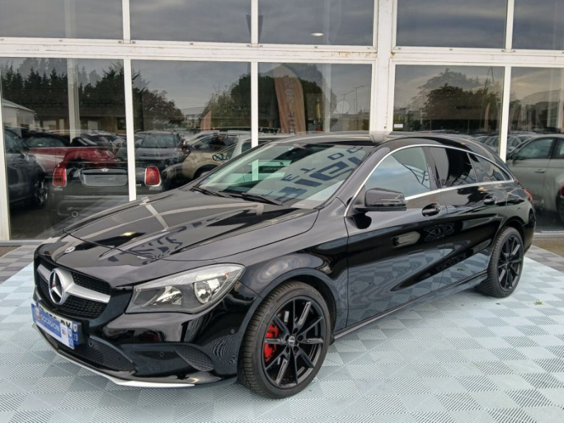 Photo 1 de l'offre de MERCEDES-BENZ CLA SHOOTING BRAKE 180 122cv BVM6 PACK GPS JA18 Radars Privacy Glass à 18950€ chez Mérignac auto