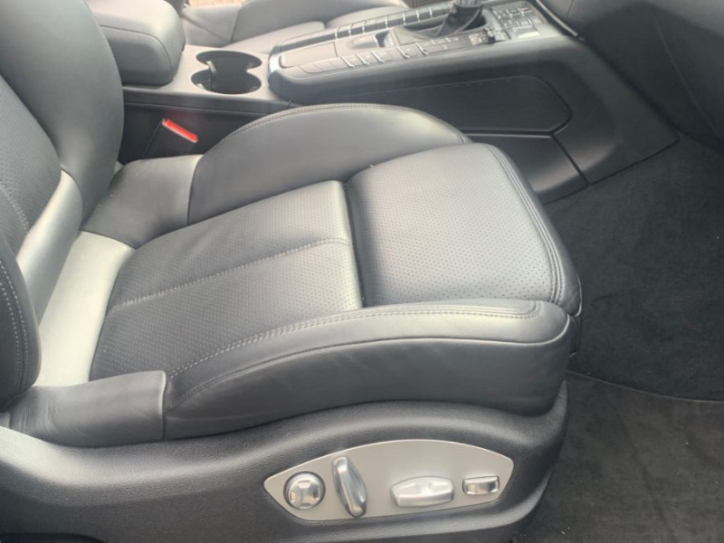Photo 9 de l'offre de PORSCHE MACAN II 2.0 252 PDK TOE JA20 Camera Bose 1ère Main à 53900€ chez Mérignac auto