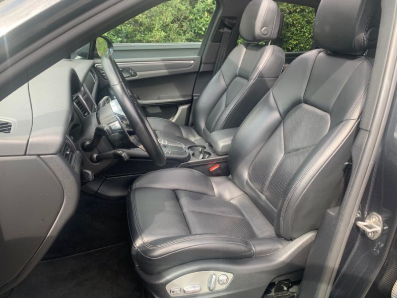 Photo 5 de l'offre de PORSCHE MACAN II 2.0 252 PDK TOE JA20 Camera Bose 1ère Main à 53900€ chez Mérignac auto