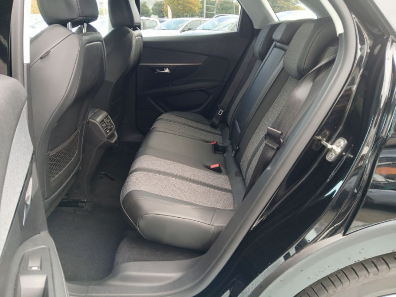 Photo 33 de l'offre de PEUGEOT 3008 II 1.5 BlueHDI 130 EAT8 ALLURE PACK SC ACC Hayon EL. à 22450€ chez Mérignac auto