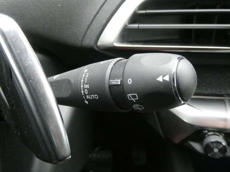 Photo 28 de l'offre de PEUGEOT 3008 II 1.5 BlueHDI 130 EAT8 ALLURE PACK SC ACC Hayon EL. à 22450€ chez Mérignac auto