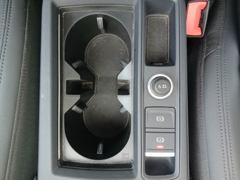 Photo 26 de l'offre de AUDI Q3 35 TFSI 150 2WD S tronic 7 PACK CUIR TOE Hayon EL. 1ère Main à 28490€ chez Mérignac auto