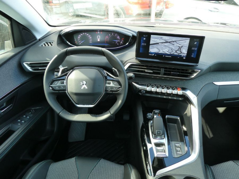 Photo 4 de l'offre de PEUGEOT 3008 II (2) 1.5 BlueHDi 130 EAT8 ALLURE PACK Hayon EL. ACC SC Barres à 23950€ chez Mérignac auto