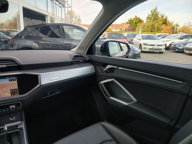 Photo 27 de l'offre de AUDI Q3 35 TFSI 150 2WD S tronic 7 PACK CUIR TOE Hayon EL. 1ère Main à 28490€ chez Mérignac auto