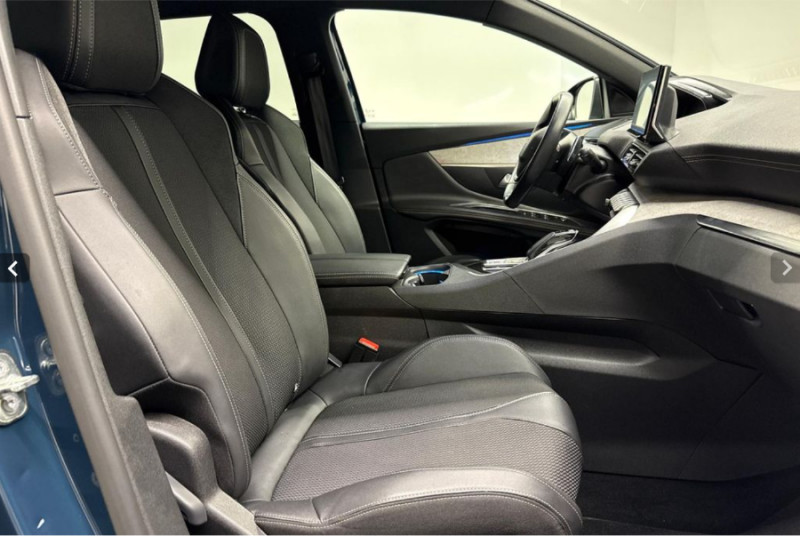 Photo 6 de l'offre de PEUGEOT 3008 II (2) 1.5 BlueHDi 130 EAT8 GT à 27890€ chez Mérignac auto