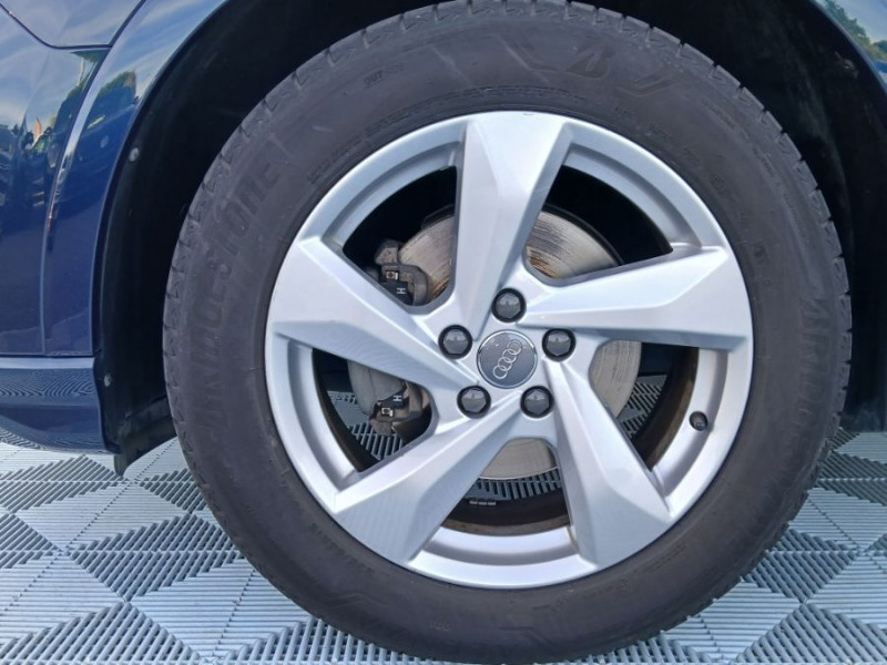 Photo 16 de l'offre de AUDI Q3 35 TFSI 150 2WD S tronic 7 PACK CUIR TOE Hayon EL. 1ère Main à 28490€ chez Mérignac auto