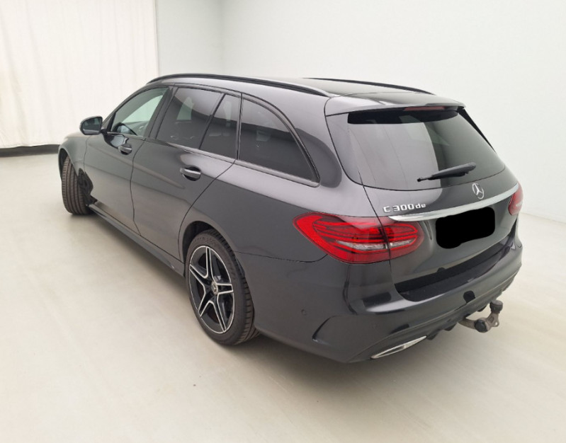 Photo 7 de l'offre de MERCEDES-BENZ CLASSE C SW IV 300 DE 306cv 9G-Tronic Hybride Rech. AMG LINE Attel. à 34950€ chez Mérignac auto