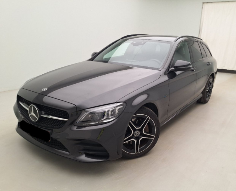 Photo 1 de l'offre de MERCEDES-BENZ CLASSE C SW IV 300 DE 306cv 9G-Tronic Hybride Rech. AMG LINE Attel. à 34950€ chez Mérignac auto