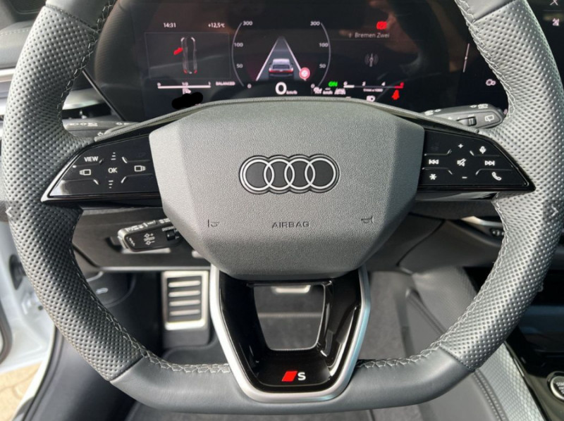 Photo 10 de l'offre de AUDI A5 AVANT III 2.0 TDI 204 S Tronic 7 S LINE Pack Tech Plus Matrix 2 Ecrans à 53990€ chez Mérignac auto