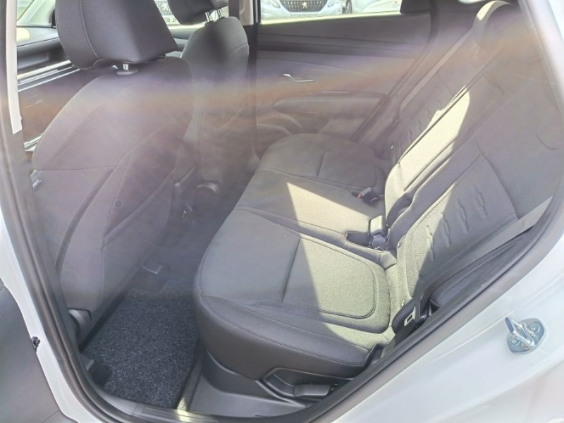Photo 13 de l'offre de HYUNDAI TUCSON IV (2) 1.6 T-GDI 215 HYBRID BVA6 2WD STYLE PACK CREATIVE à 33870€ chez Mérignac auto