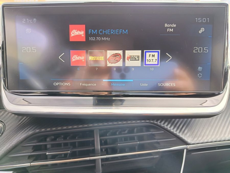 Photo 20 de l'offre de PEUGEOT 2008 II 1.2 PureTech 130 BVM6 GT LINE GPS Camera à 13450€ chez Mérignac auto
