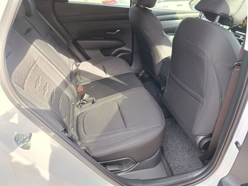 Photo 14 de l'offre de HYUNDAI TUCSON IV (2) 1.6 T-GDI 215 HYBRID BVA6 2WD STYLE PACK CREATIVE à 33870€ chez Mérignac auto