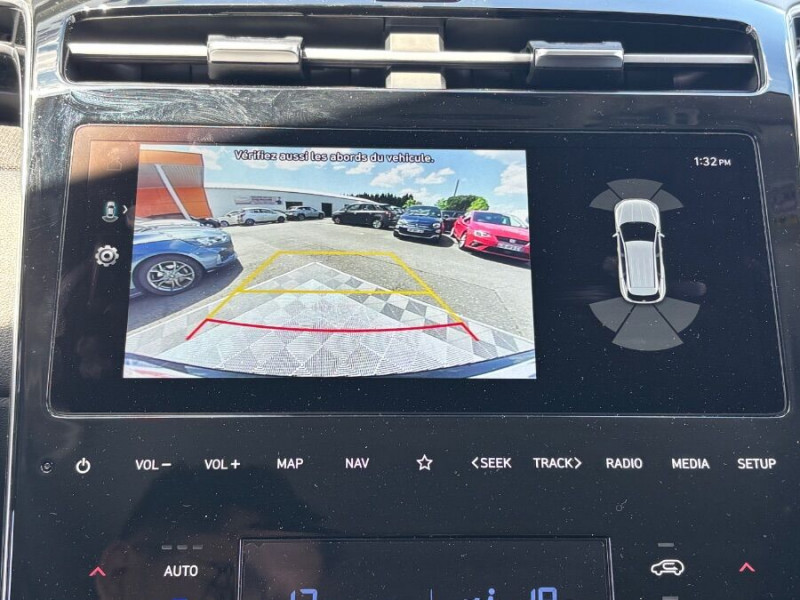 Photo 8 de l'offre de HYUNDAI TUCSON IV 1.6 CRDI 136 DCT-7 HYBRID 48V 2WD GPS BVA avec Boutons à 28490€ chez Mérignac auto