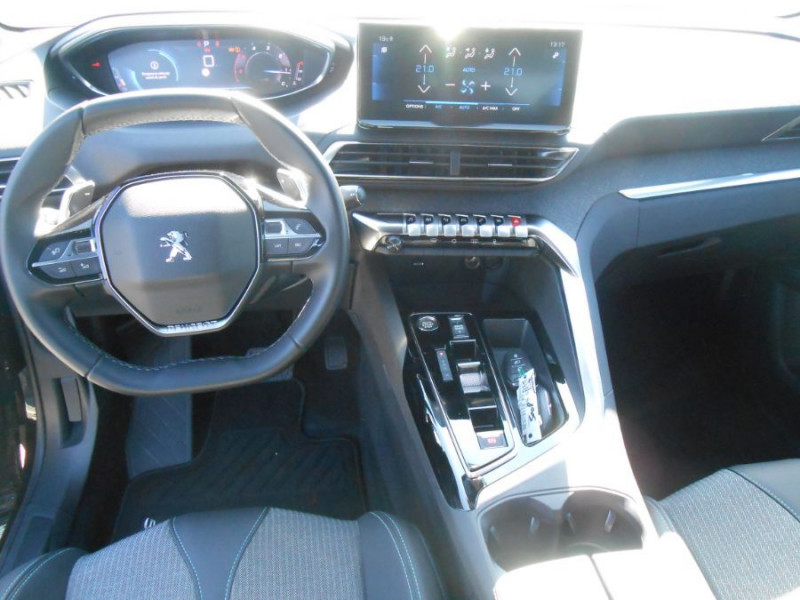 Photo 4 de l'offre de PEUGEOT 5008 II 1.5 BlueHDi 130 EAT8 ALLURE PACK 1ère Main à 30890€ chez Mérignac auto