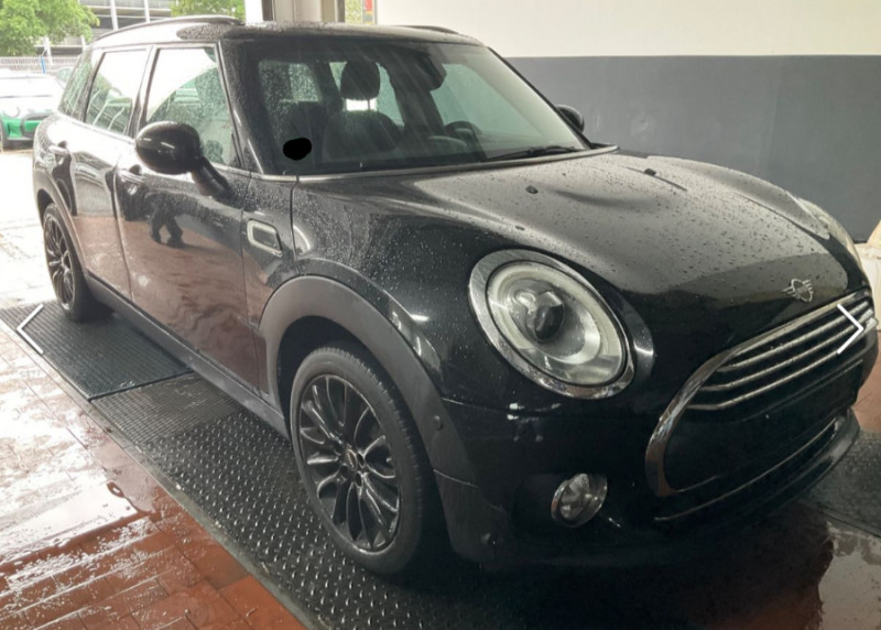 Photo 2 de l'offre de MINI CLUBMAN III ONE 102 BVA GPS Radars JA17 LED SC à 18490€ chez Mérignac auto