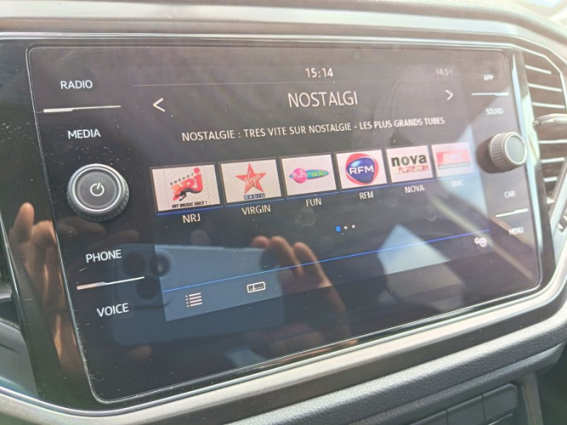 Photo 36 de l'offre de VOLKSWAGEN T-ROC 1.0 TSI 115 BVM6 LOUNGE Business Camera ACC CarPlay à 18950€ chez Mérignac auto