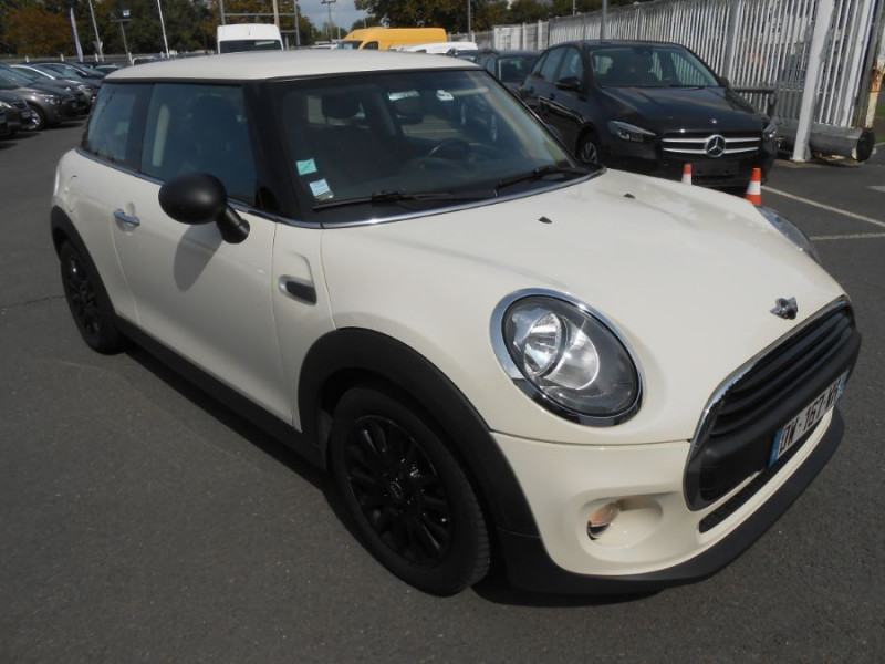 Photo 2 de l'offre de MINI MINI III ONE 102 BVM6 3P CLIM Bluetooth JA16p à 11450€ chez Mérignac auto