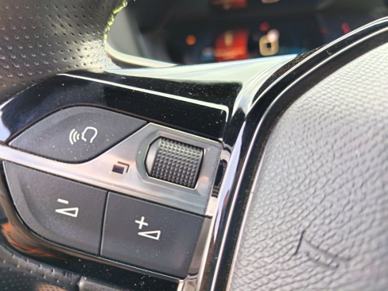 Photo 27 de l'offre de PEUGEOT 2008 II 1.2 PureTech 130 BVM6 GT LINE GPS Camera à 13450€ chez Mérignac auto