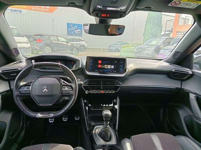 Photo 19 de l'offre de PEUGEOT 2008 II 1.2 PureTech 130 BVM6 GT LINE GPS Camera à 13450€ chez Mérignac auto
