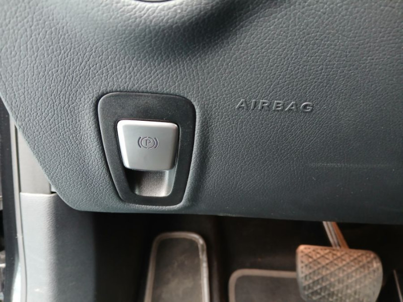 Photo 33 Mercedes-Benz CLASSE E SW IV 200 D 160cv 9G-Tronic CUIR Camera Hayon EL. Attel. DIESEL NOIR OBSIDIEN MÉTAL en vente chez Mérignac auto Photo 33 de l'offre de MERCEDES-BENZ CLASSE E SW IV 200 D 160cv 9G-Tronic CUIR Camera Hayon EL. Attel. à 31950€ chez Mérignac auto