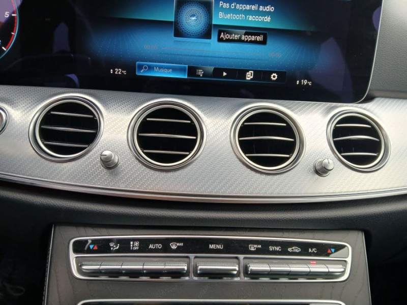 Photo 23 de l'offre de MERCEDES-BENZ CLASSE E SW IV 200 D 160cv 9G-Tronic CUIR Camera Hayon EL. Attel. à 31950€ chez Mérignac auto