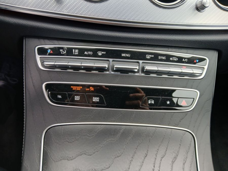 Photo 25 Mercedes-Benz CLASSE E SW IV 200 D 160cv 9G-Tronic CUIR Camera Hayon EL. Attel. DIESEL NOIR OBSIDIEN MÉTAL en vente chez Mérignac auto Photo 25 de l'offre de MERCEDES-BENZ CLASSE E SW IV 200 D 160cv 9G-Tronic CUIR Camera Hayon EL. Attel. à 31950€ chez Mérignac auto
