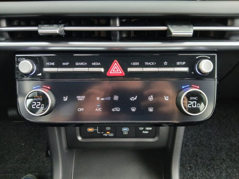 Photo 26 de l'offre de HYUNDAI TUCSON IV (2) 1.6 T-GDI 215 HYBRID BVA6 2WD STYLE PACK CREATIVE à 33870€ chez Mérignac auto