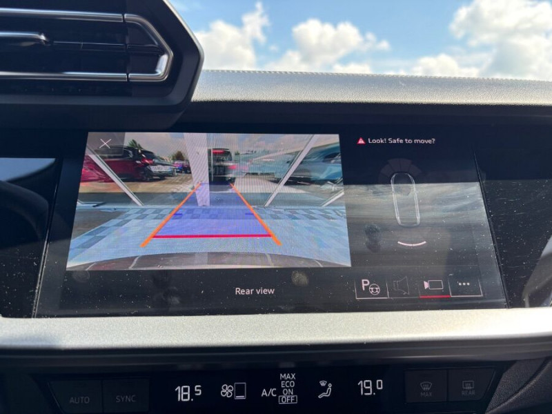 Photo 7 Audi A3 SPORTBACK SPORTBACK New IV 35 TDI 150 S Tronic 7 S LINE Int + Ext. TOIT Ouvrant SC JA18 DIESEL GRIS DAYTONA en vente chez Mérignac auto Photo 7 de l'offre de AUDI A3 SPORTBACK SPORTBACK New IV 35 TDI 150 S Tronic 7 S LINE Int + Ext. TOIT Ouvrant SC JA18 à 38450€ chez Mérignac auto