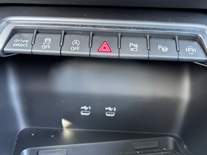 Photo 24 de l'offre de AUDI A3 SPORTBACK SPORTBACK New IV 35 TDI 150 S Tronic 7 S LINE Int + Ext. TOIT Ouvrant SC JA18 à 38450€ chez Mérignac auto