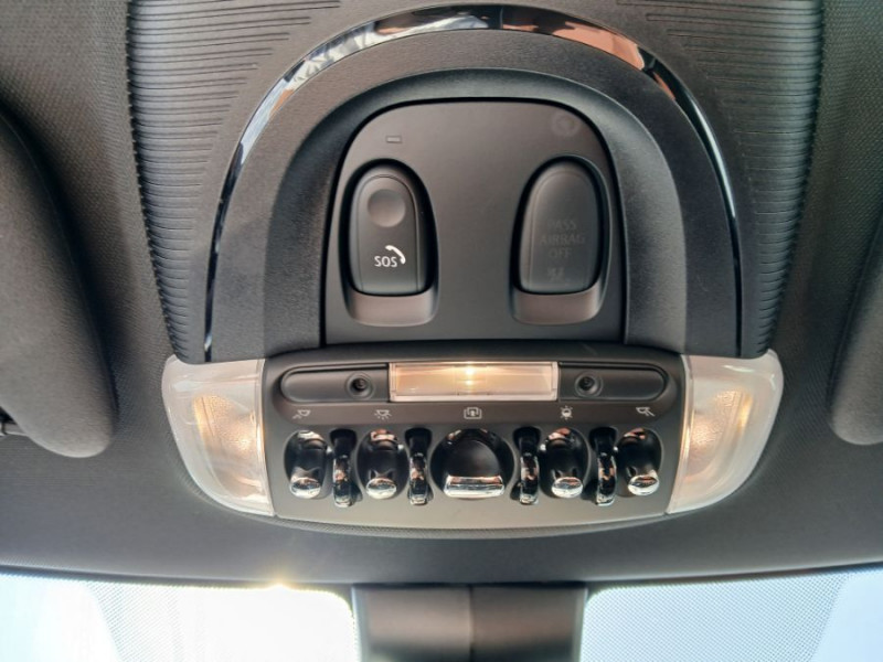 Photo 34 de l'offre de MINI MINI III (F56) NEW 1.5i 136 BVA7 COOPER 5P CUIR TOE Camera Key Less HUD Hifi... à 29900€ chez Mérignac auto