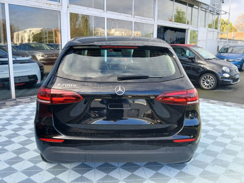 Photo 9 de l'offre de MERCEDES-BENZ CLASSE B 200d 150 8G-DCT BUSINESS TOIT Ouvrant GPS SC Camera Radars à 26950€ chez Mérignac auto