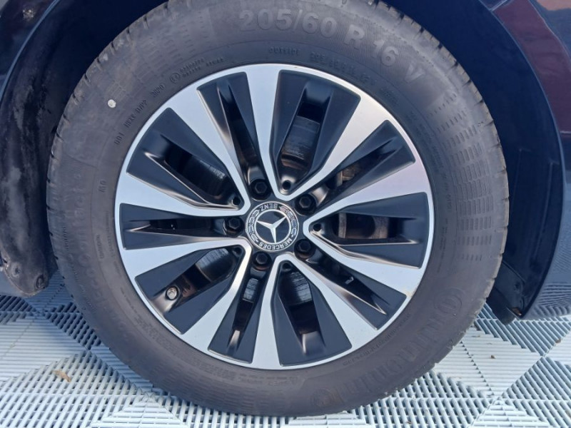 Photo 11 de l'offre de MERCEDES-BENZ CLASSE B 200d 150 8G-DCT BUSINESS TOIT Ouvrant GPS SC Camera Radars à 26950€ chez Mérignac auto