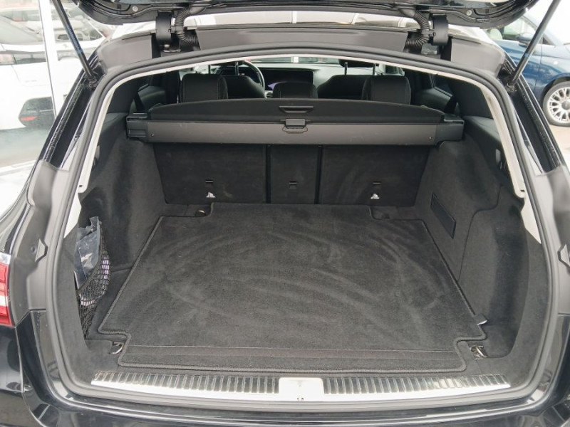 Photo 12 de l'offre de MERCEDES-BENZ CLASSE E SW IV 200 D 160cv 9G-Tronic CUIR Camera Hayon EL. Attel. à 31950€ chez Mérignac auto