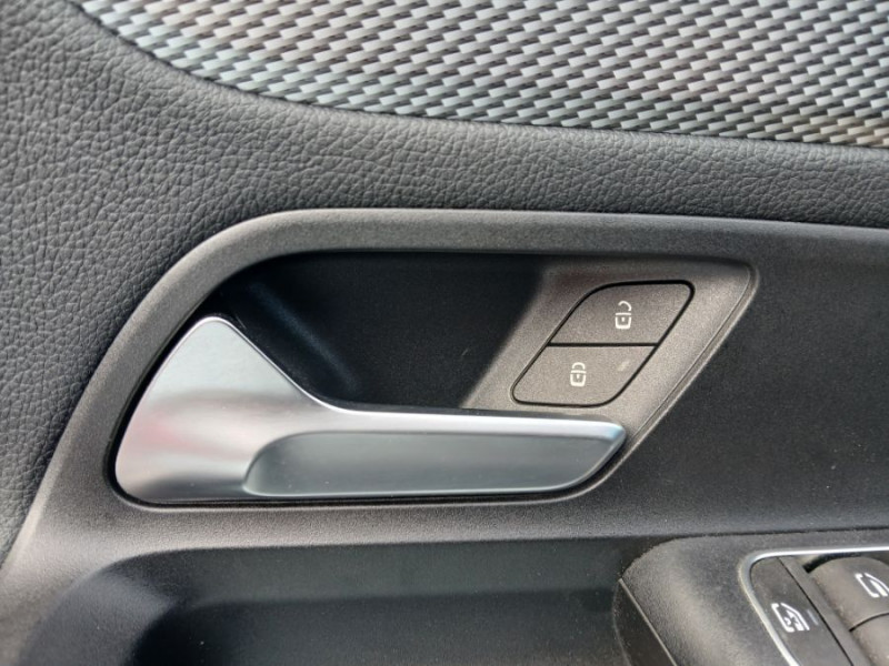 Photo 15 de l'offre de MERCEDES-BENZ CLASSE B 200d 150 8G-DCT BUSINESS TOIT Ouvrant GPS SC Camera Radars à 26950€ chez Mérignac auto