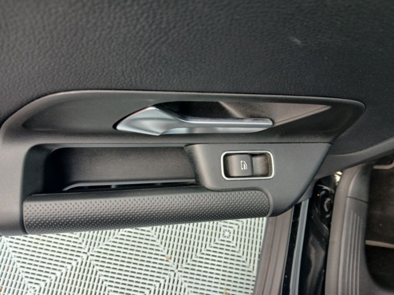 Photo 35 de l'offre de MERCEDES-BENZ CLASSE B 200d 150 8G-DCT BUSINESS TOIT Ouvrant GPS SC Camera Radars à 26950€ chez Mérignac auto