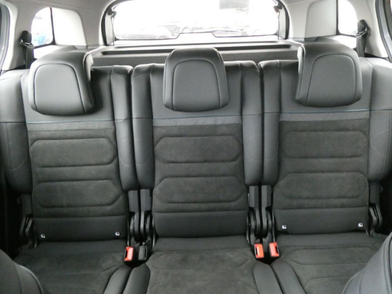 Photo 21 de l'offre de CITROEN C5 AIRCROSS NEW (2) 1.5 BlueHDi 130 EAT8 MAX Bi Ton à 29950€ chez Mérignac auto