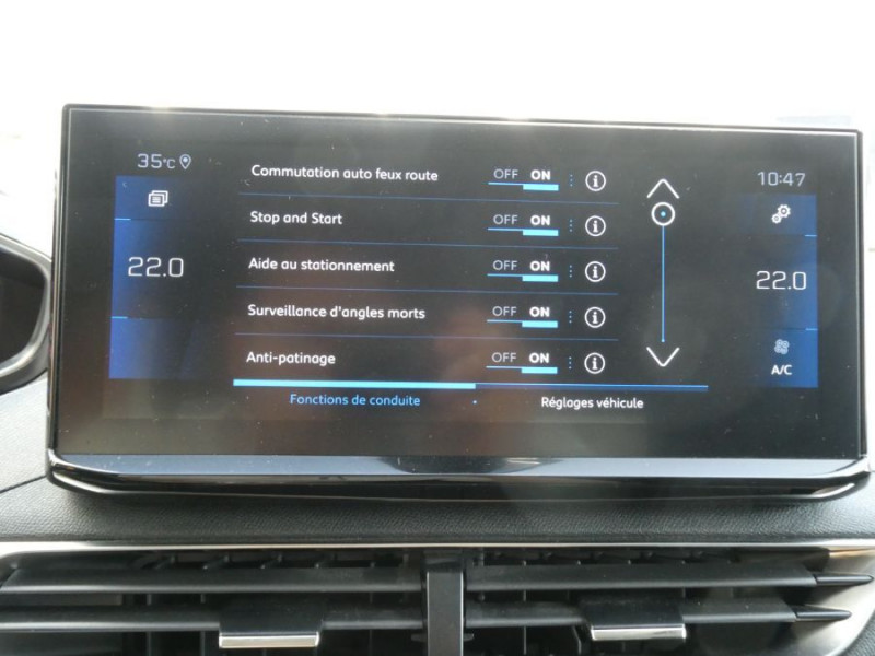 Photo 32 de l'offre de PEUGEOT 3008 II (2) 1.5 BlueHDi 130 EAT8 ALLURE PACK Hayon EL. ACC Camera à 25450€ chez Mérignac auto