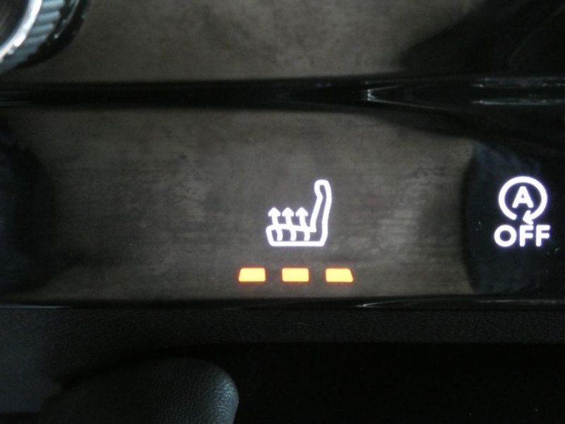 Photo 32 de l'offre de PEUGEOT 508 1.5 BlueHDi 130 EAT8 ALLURE PACK Coffre EL. ACC SC 1ère Main à 21950€ chez Mérignac auto