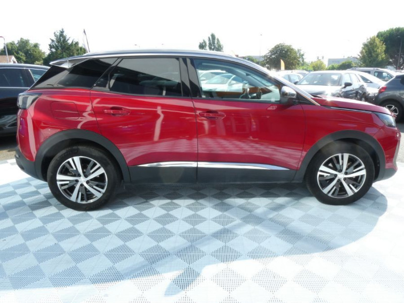 Photo 12 de l'offre de PEUGEOT 3008 II (2) 1.5 BlueHDi 130 EAT8 ALLURE PACK Hayon EL. ACC Camera à 25450€ chez Mérignac auto