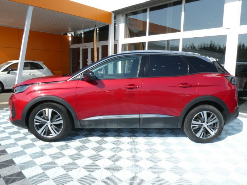 Photo 11 de l'offre de PEUGEOT 3008 II (2) 1.5 BlueHDi 130 EAT8 ALLURE PACK Hayon EL. ACC Camera à 25450€ chez Mérignac auto