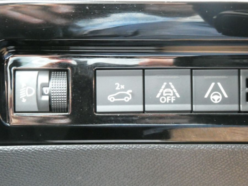 Photo 20 de l'offre de PEUGEOT 508 1.5 BlueHDi 130 EAT8 ALLURE PACK Coffre EL. ACC SC 1ère Main à 21950€ chez Mérignac auto