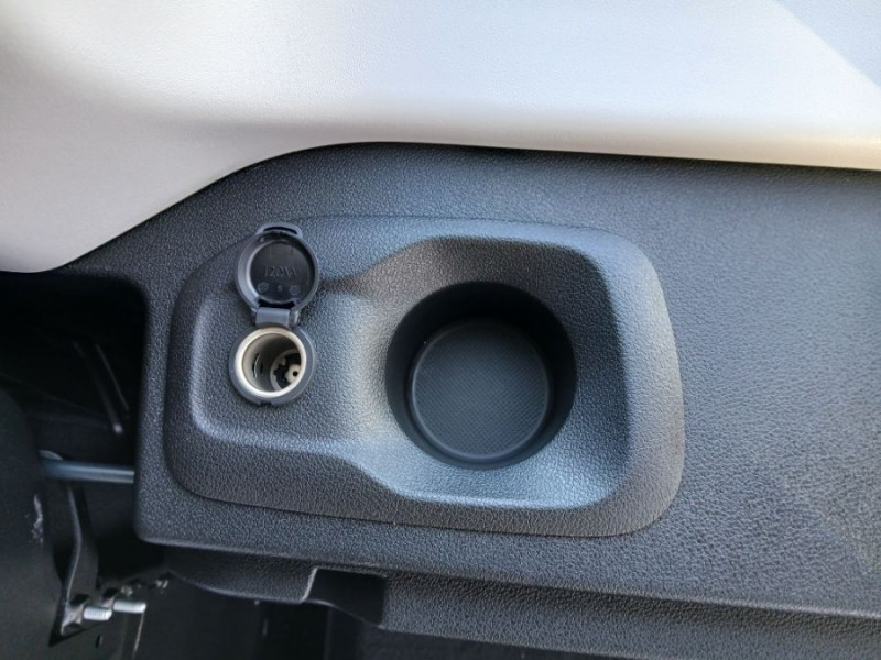 Photo 32 de l'offre de CITROEN BERLINGO 1.5 BlueHDi 130 EAT8 N1 PACK ADML Camera Induction 3 Sièges Arr. à 28450€ chez Mérignac auto